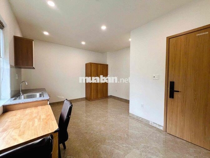 Studio cửa sổ đối diện bệnh viện Tân Phú