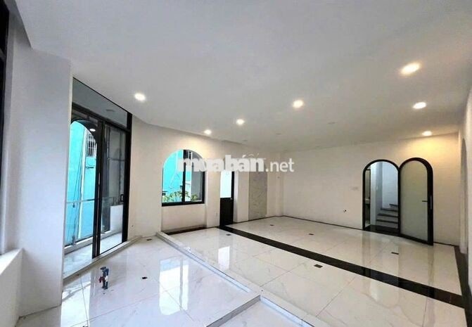 GÓC 2 MẶT TIỀN LÊ VĂN SỸ – HẺM XE HƠI – NGANG 5M – 3 LẦU - THANG MÁY