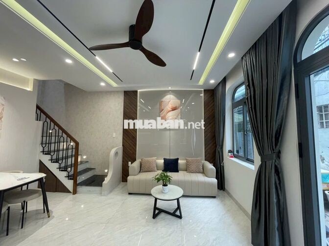 NHÀ ĐẸP Q7- 2 TẦNG- 5x6m- HẺM 3m- KO QH- CHỈ 4 TỶ NHỈNH