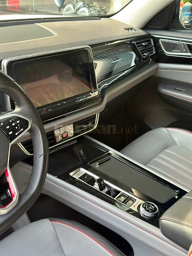 VOLKSWAGEN POLO 1.6 XE NHẬP NHỎ GỌN LÀNH VÀ RẤT HỢP NỮ.