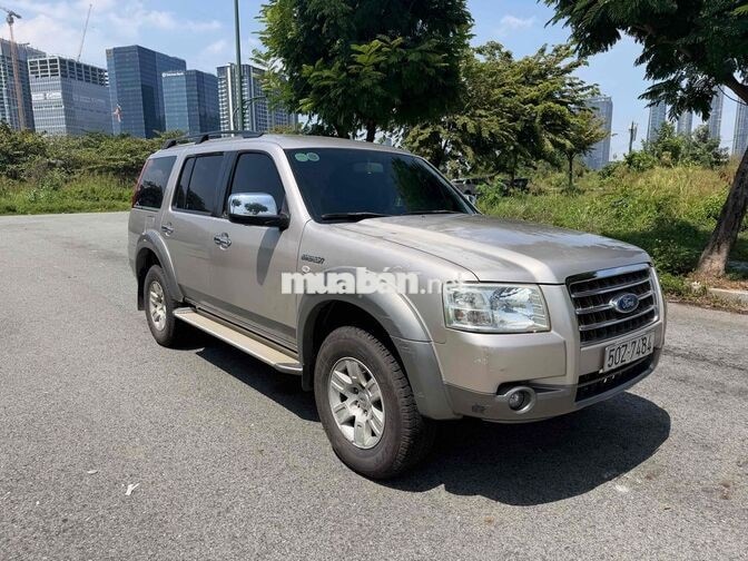 Ford Everest 2007 Số sàn xăng  7 chỗ Ghi vàng
