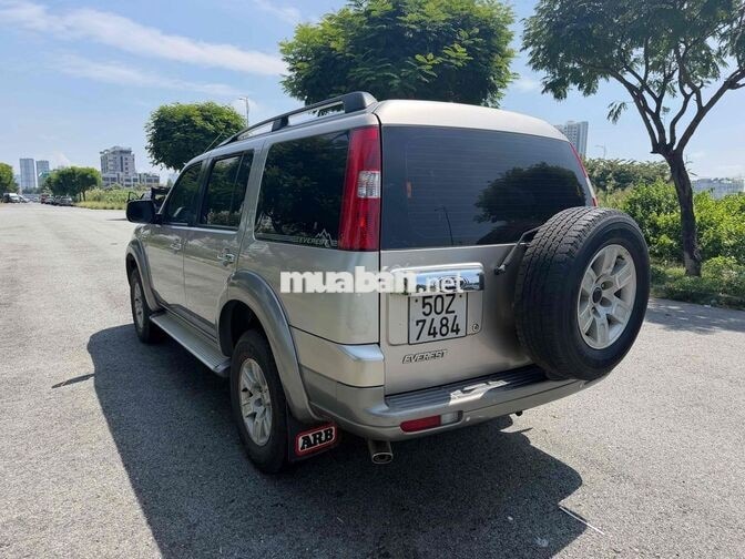 Ford Everest 2007 Số sàn xăng  7 chỗ Ghi vàng