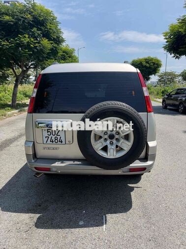 Ford Everest 2007 Số sàn xăng  7 chỗ Ghi vàng