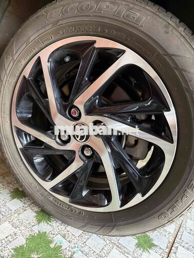 Toyota Vios 2022 ECVT 25000 km Đen