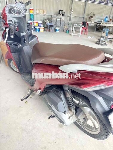 HONDA VISION MÀU ĐỎ