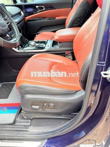 Kia Carnival Signature 2.2L 2023 Xanh