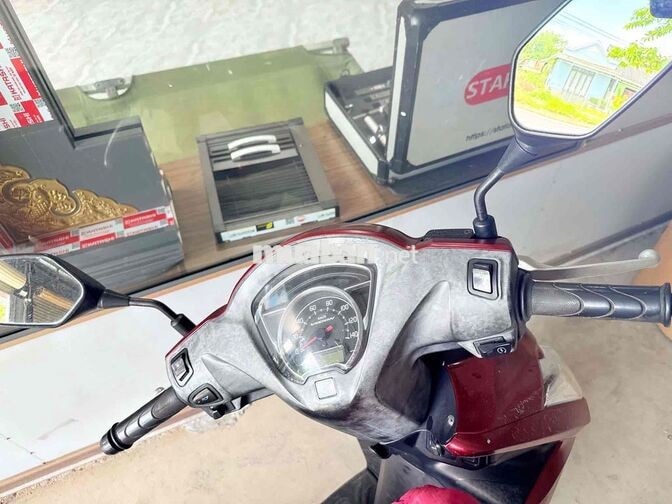 HONDA VISION MÀU ĐỎ