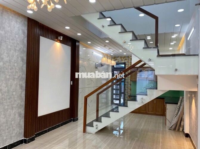Cần cho thuê nhà mới HXH 958/3A Lạc Long Quân P.8 Q.Tân Bình