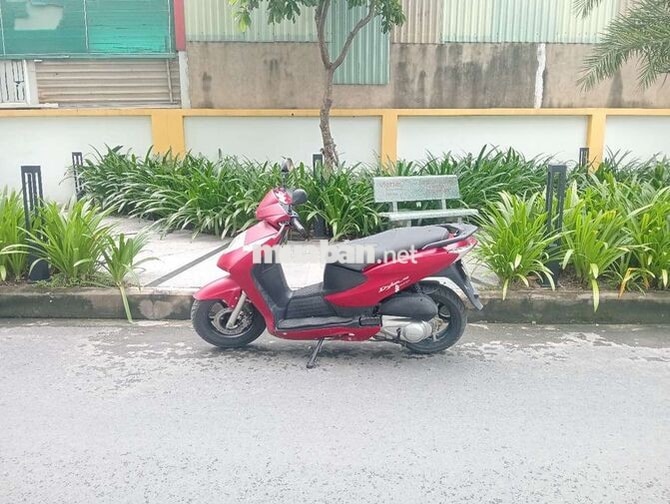 Honda Dylan 2025 màu Đỏ