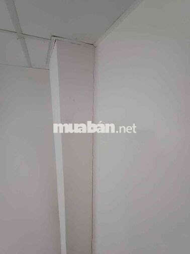 Cho thuê nhà 1 trệt 2 lầu, đường CMT8 P10 Quận 3