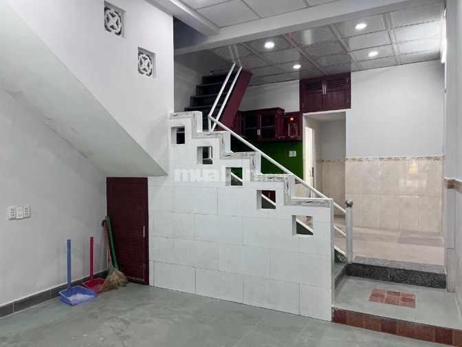Cho thuê nhà (NC) mặt tiền 61B Phan Đình Phùng, P.17, Phú Nhuận