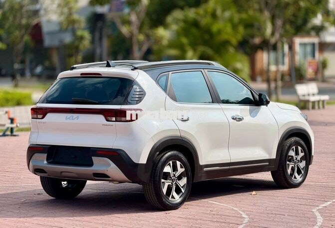 Kia Sonet 2024 1.5 Premium- đậu lướt vát 5000 km!?