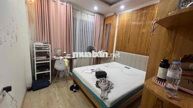 cho thuê mặt phố Minh Khai kinh doanh 30m2 MT 4m giá