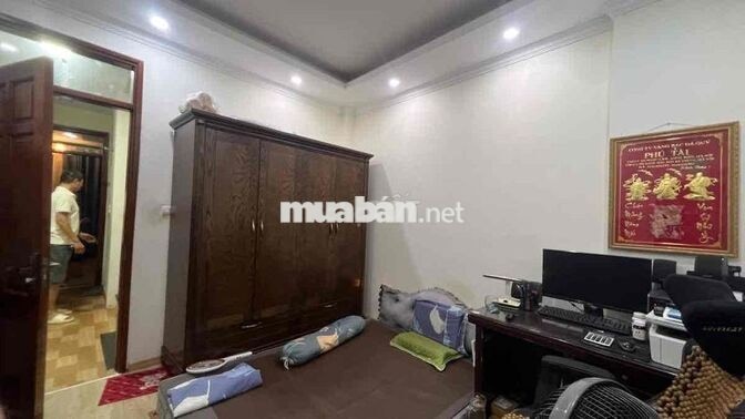 cho thuê mặt phố Minh Khai kinh doanh 30m2 MT 4m giá