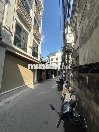 Chính chủ cho thuê nguyên căn phố Minh Khai 30m2 x5T giá 8.2 triệu/1th