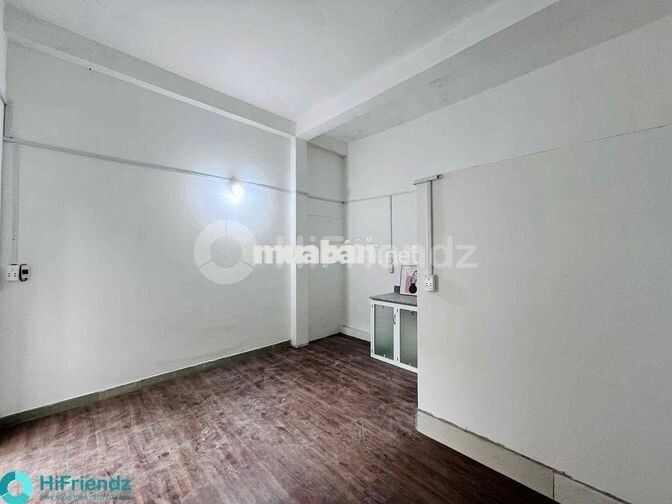STUDIO BAN CÔNG THOÁNG NỘI THẤT CƠ BẢN ĐỐI DIỆN LOTTE CỘNG HOÀ