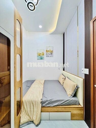 Gấp bán - 34M2 Hẻm xe hơi 3 tầng không lộ giới quy hoạch giá tốt 