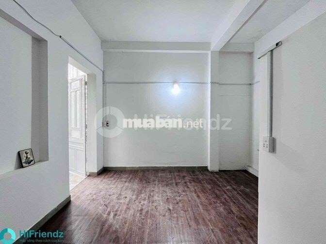 STUDIO BAN CÔNG THOÁNG NỘI THẤT CƠ BẢN ĐỐI DIỆN LOTTE CỘNG HOÀ