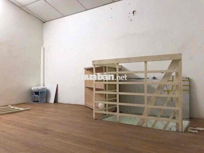 Cho Thuê Nhà Mặt Tiền Nguyễn Chí Thanh Quận 10 68 m² Trệt Lửng 25 Tr