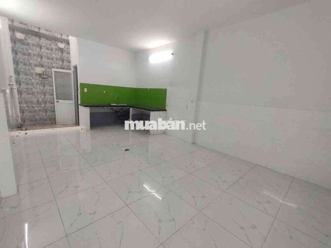 NHÀ 2TẦNG 4❌15 60M2 3PN, 2WC
MẶT TIỀN KINH DOANH ĐƯỜNG NHỰA THÔNG
