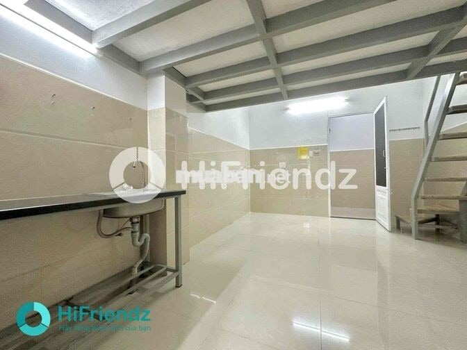 CHO THUÊ PHÒNG GÁC BANCOL 30m2 THANG MÁY NGAY THẠCH LAM_LUỸ BÁN BÍCH
