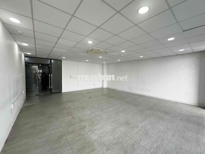 55m2 - Trung Tâm Q10 - Toà nhà góc 2MT - có ban công thoáng