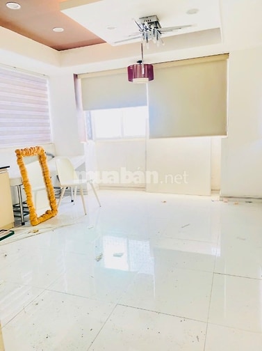 Q3 Chính chủ cho thuê nhà nguyên căn 656/8 Cmt8, P11, Q3