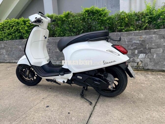 Piaggio Vespa Sprint iGet Trắng