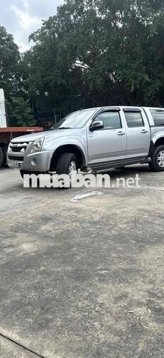 Isuzu D-Max 2011 số sàn chỉ cần đổi xe nên bán