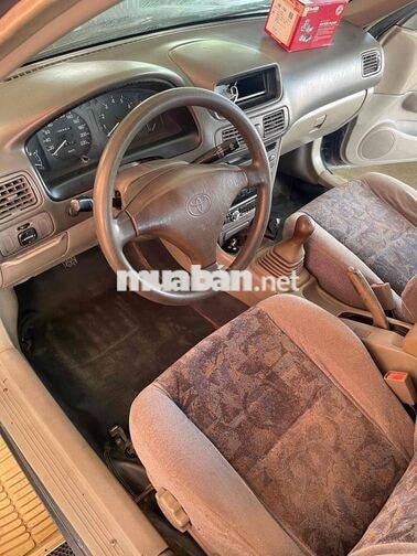 Toyota Corolla 1.6 phun xăng
