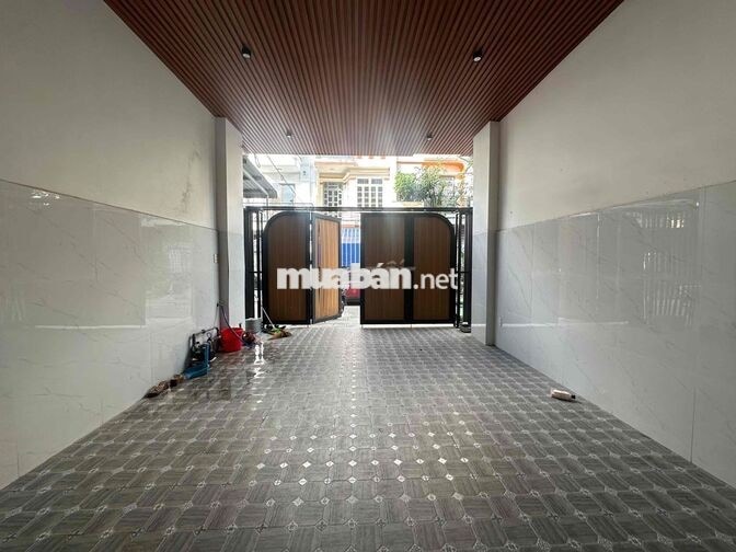 NHÀ 3 TẦNG CÓ NỘI THẤT MẶT TIỀN DƯƠNG ĐỨC HIỀN
