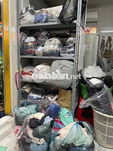 Cần sang  tiệm giặt sấy kết hợp bán sinh tố nước ép khu vực Thủ Đức