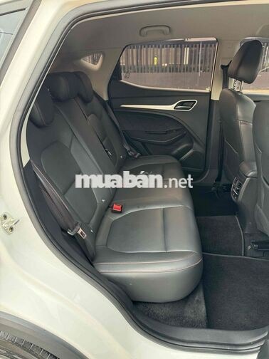 MG ZS 5 CHỖ XĂNG TỰ ĐỘNG TRẮNG