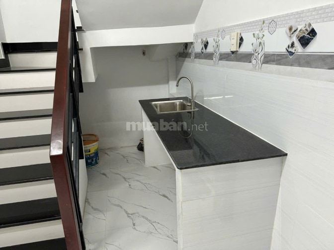 Mặt tiền Tôn Thất Hiệp, tiện kinh doanh, giao nhà ngay