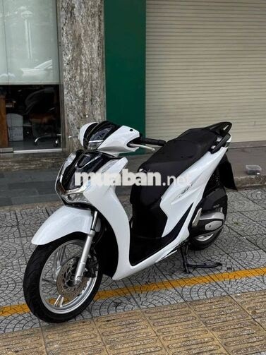 SH 150 2022 Trắng  Êm, Có trao đổi thu mua xe cũ