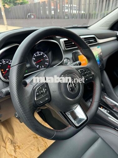 MG ZS 5 CHỖ XĂNG TỰ ĐỘNG TRẮNG