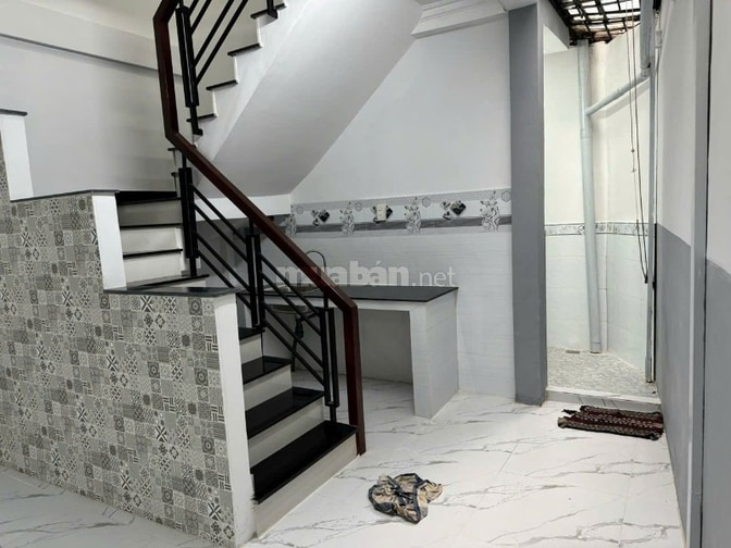Mặt tiền Tôn Thất Hiệp, tiện kinh doanh, giao nhà ngay