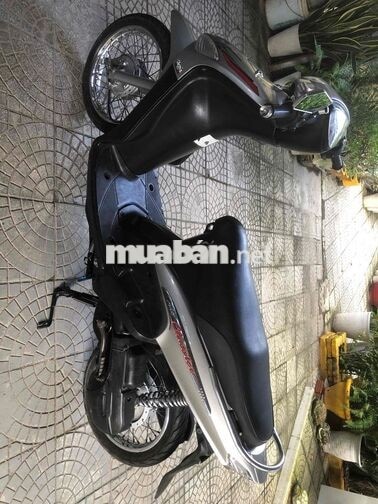 Yamaha Mio Classico màu Bạc