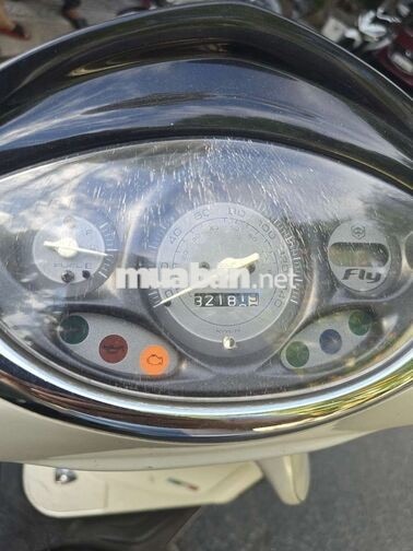 Piaggio Fly màu Trắng