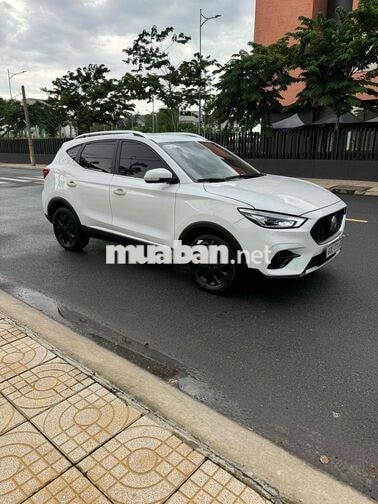 MG ZS 5 CHỖ XĂNG TỰ ĐỘNG TRẮNG