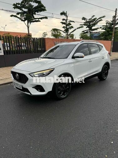MG ZS 5 CHỖ XĂNG TỰ ĐỘNG TRẮNG