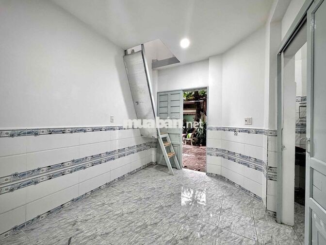 NHÀ NGUYÊN CĂN 1 TRỆT 1 LẦU KHU AO ĐÔI, MÃ LÒ HAI MẶT TIỀN SIÊU THOÁNG