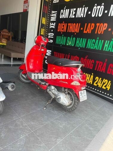 Piaggio Vespa Excel màu Đỏ