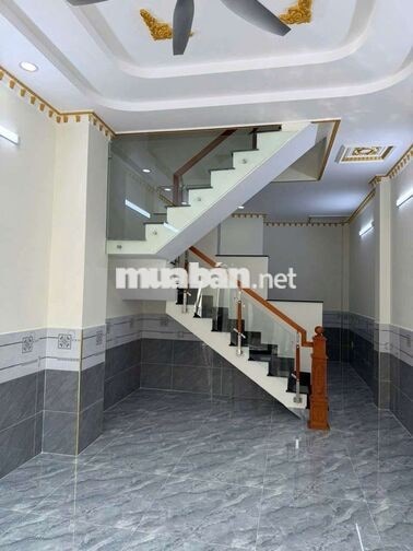 nhà trệt 2 lầu sân thượng mói tinh 13tr - gần aeon mall tân phú