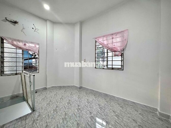 NHÀ NGUYÊN CĂN 1 TRỆT 1 LẦU KHU AO ĐÔI, MÃ LÒ HAI MẶT TIỀN SIÊU THOÁNG