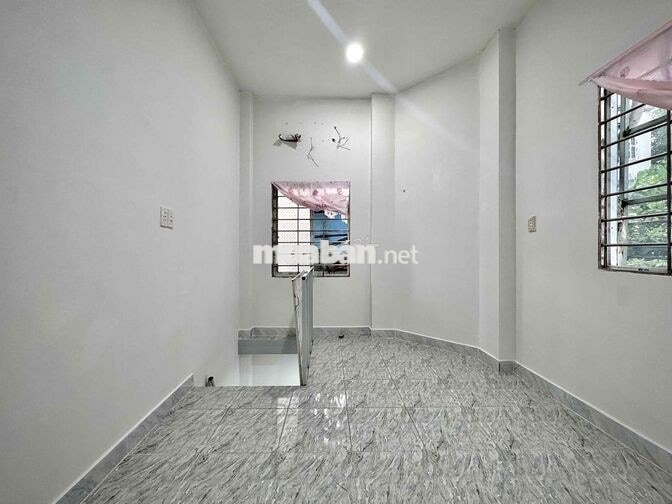 NHÀ NGUYÊN CĂN 1 TRỆT 1 LẦU KHU AO ĐÔI, MÃ LÒ HAI MẶT TIỀN SIÊU THOÁNG