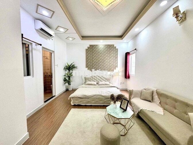 Cho thuê căn 1 phòng ngủ tách bếp rộng máy giặt full nt ở Lê Văn Sỹ Q3