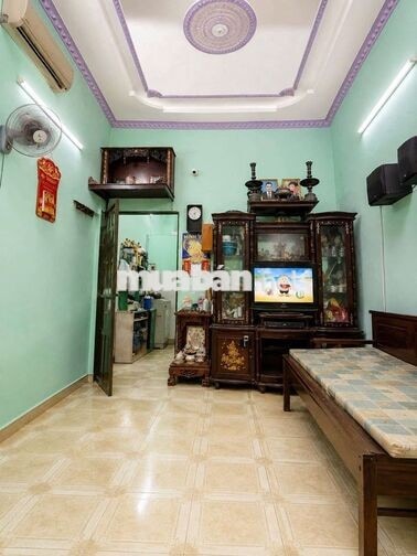 Giảm gấp bán còn 2.5 tỷ nhà SHR 34m2 sát bờ kè Tham Lương