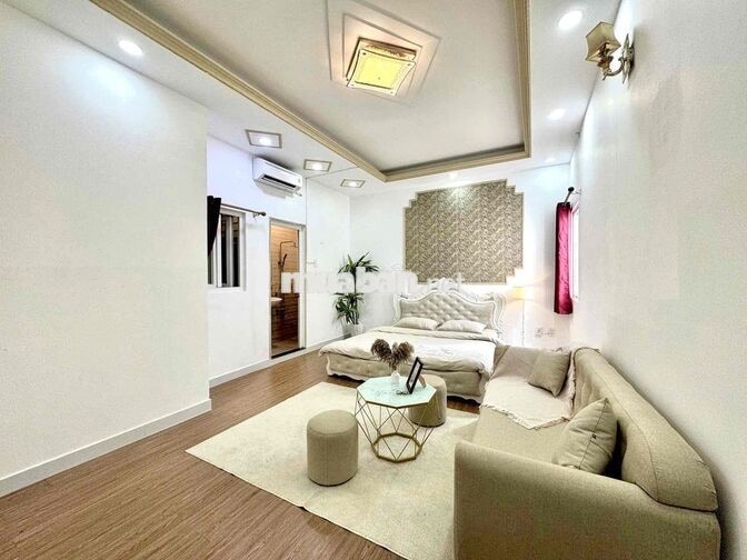 Cho thuê căn 1 phòng ngủ tách bếp rộng máy giặt full nt ở Lê Văn Sỹ Q3