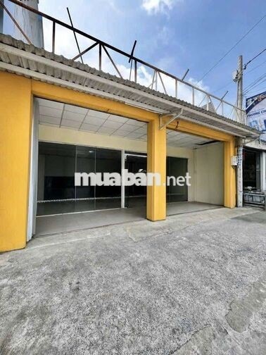 Chính Chủ Cho Thuê Nhà Mặt Tiền Chợ DT 9 x 25m trống Suốt 